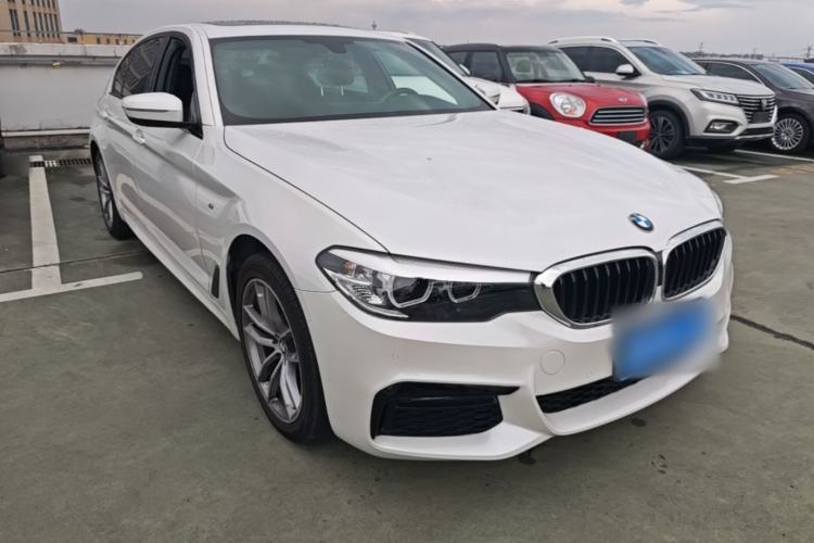 Used BMW 5 Series 2019 525Li M Sport Package Front Right 45 Deg