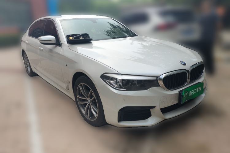 Used BMW 5 Series 2019 Restyled 525Li M Sport Package Front Right 45 Deg