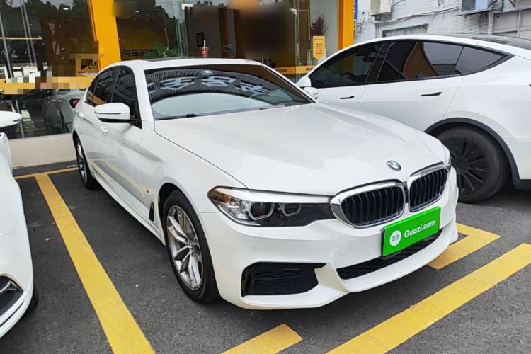 Used BMW 5 Series 2019 Restyled 525Li M Sport Package Front Right 45 Deg