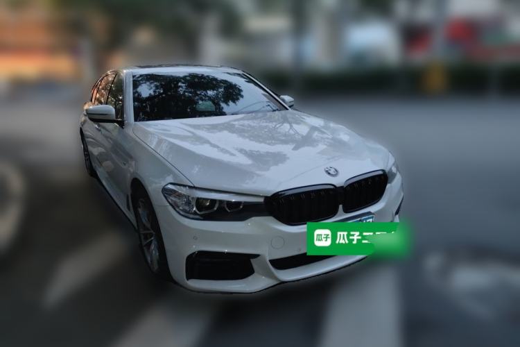 Used BMW 5 Series 2019 525Li M Sport Package Front Right 45 Deg