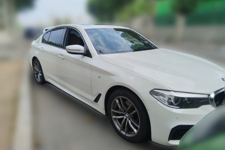 Used BMW 5 Series 2019 Restyled 525Li M Sport Package Front Right 45 Deg