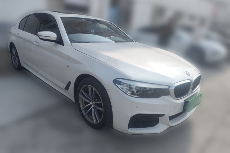 Used BMW 5 Series 2019 Restyled 525Li M Sport Package Front Right 45 Deg