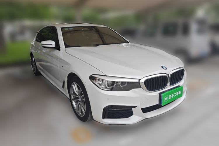 Used BMW 5 Series 2019 525Li M Sport Package Front Right 45 Deg