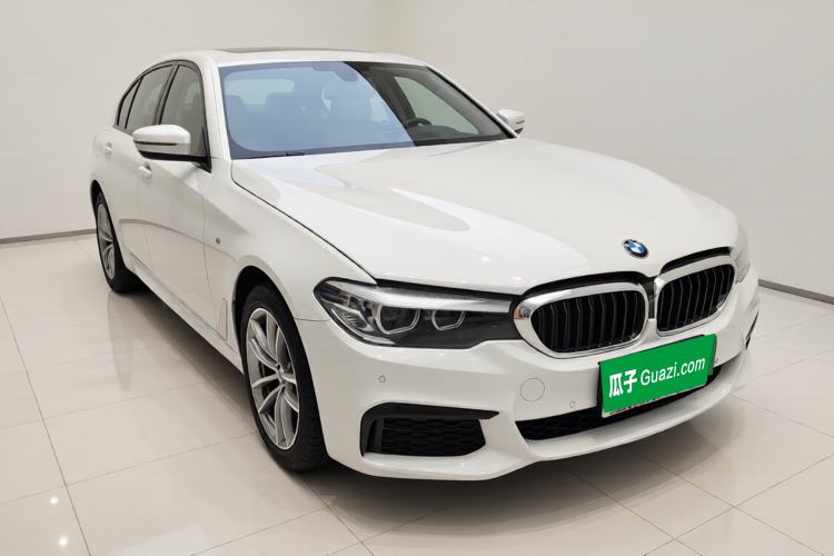Used BMW 5 Series 2019 Restyled 525Li M Sport Package Front Right 45 Deg