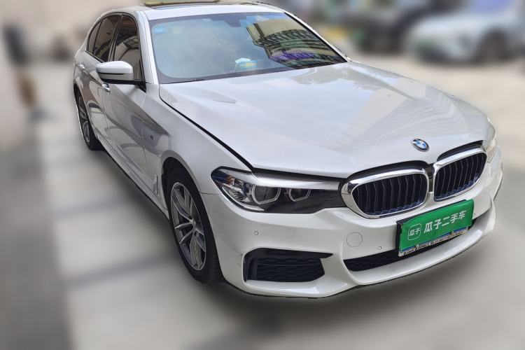 Used BMW 5 Series 2019 Restyled 525Li M Sport Package Front Right 45 Deg