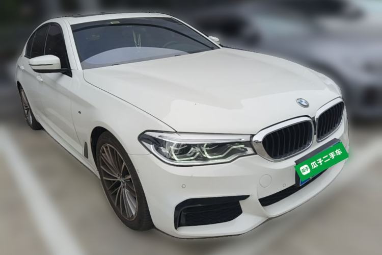 Used BMW 5 Series 2019 Facelifted 530i M Sport Package Front Right 45 Deg