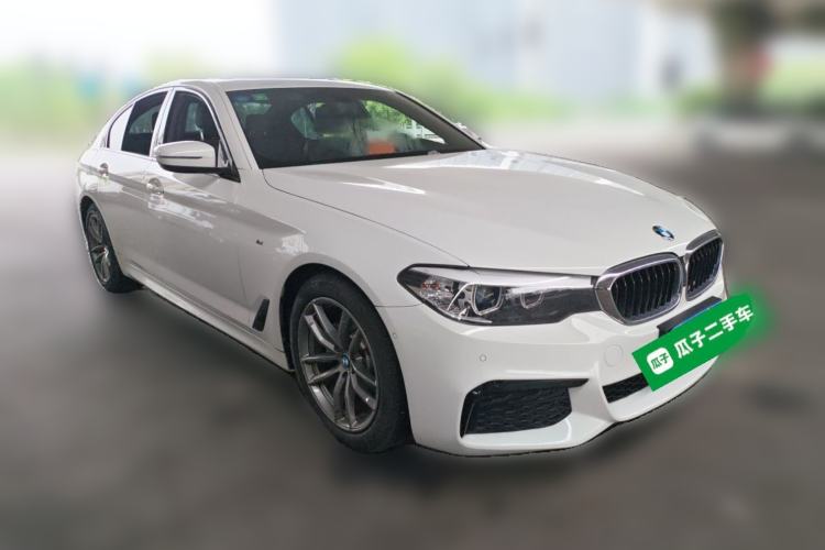 Used BMW 5 Series 2019 Restyled 525i M Sport Package Front Right 45 Deg
