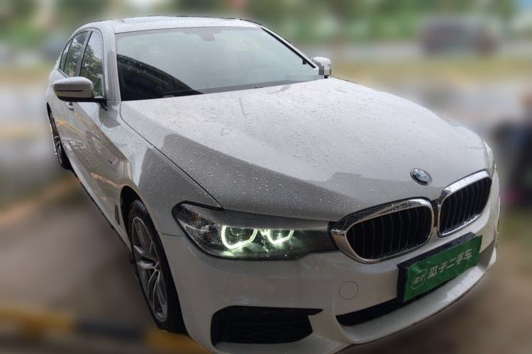 Used BMW 5 Series 2019 525Li M Sport Package Front Right 45 Deg