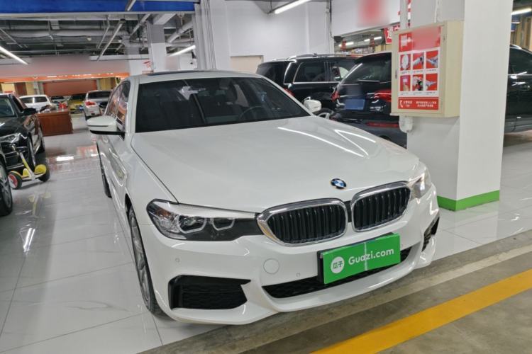 Used BMW 5 Series 2019 Restyled 525Li M Sport Package Front Right 45 Deg