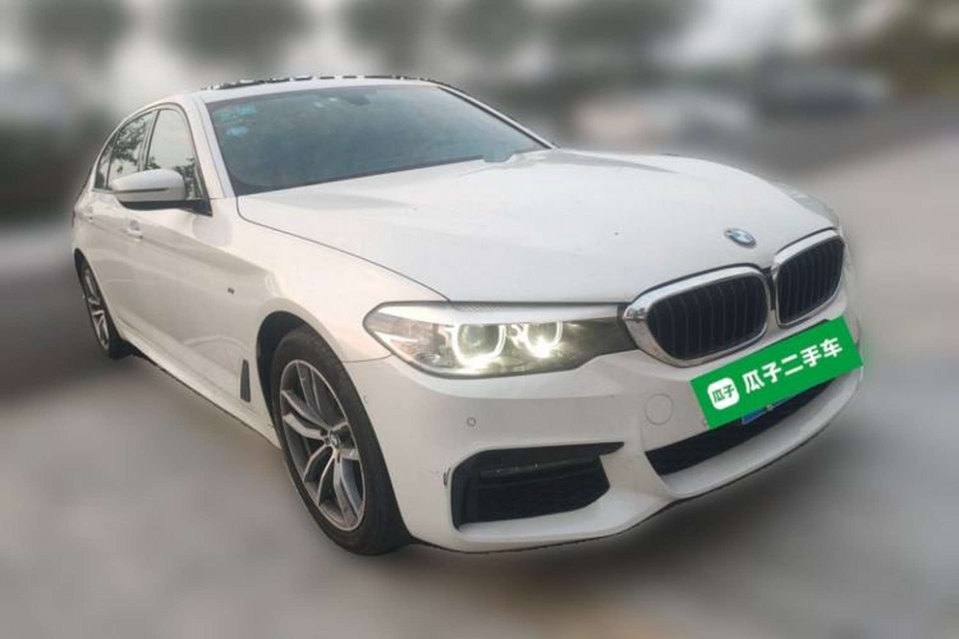 Used BMW 5 Series 2019 525Li M Sport Package Front Right 45 Deg