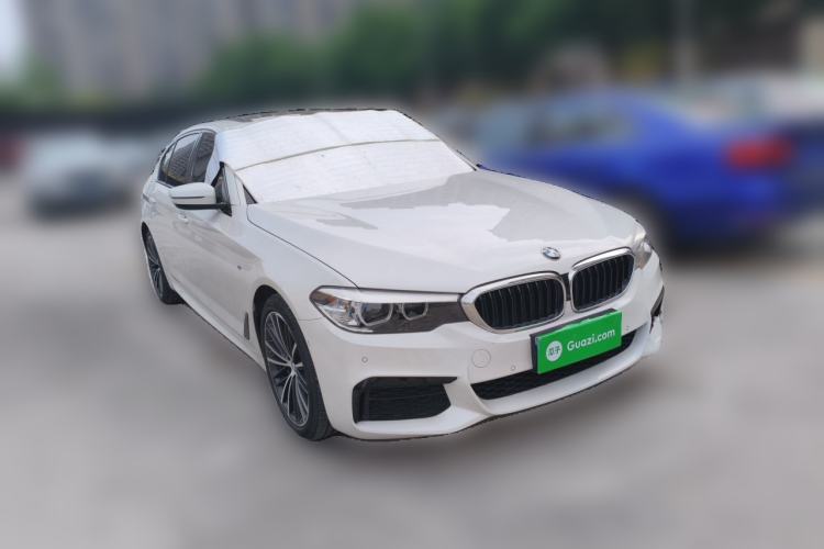 Used BMW 5 Series 2019 Facelifted 530Li Leading Edition M Sport Package Front Right 45 Deg