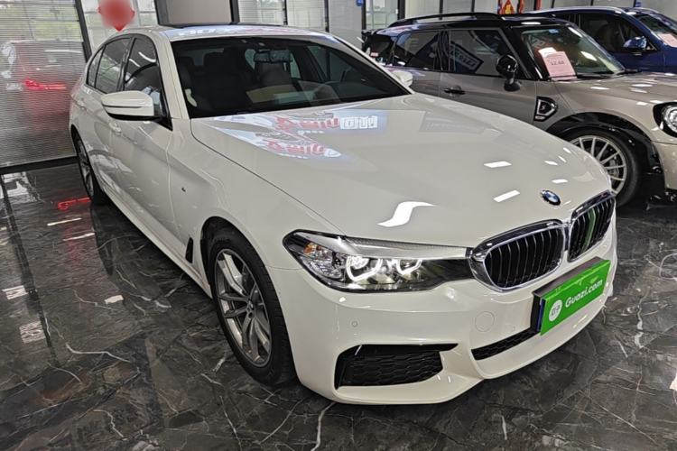 Used BMW 5 Series 2019 Restyled 525Li M Sport Package Front Right 45 Deg