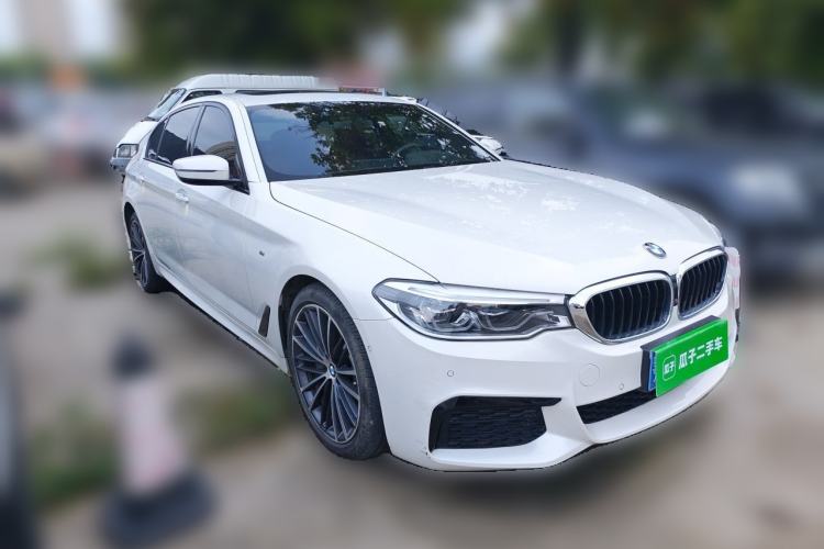 Used BMW 5 Series 2019 Restyled 530Li Luxury Edition M Sport Package Front Right 45 Deg
