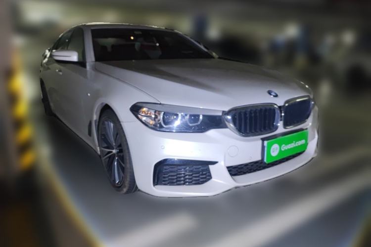 Used BMW 5 Series 2019 530Li Leading Model M Sport Package Front Right 45 Deg