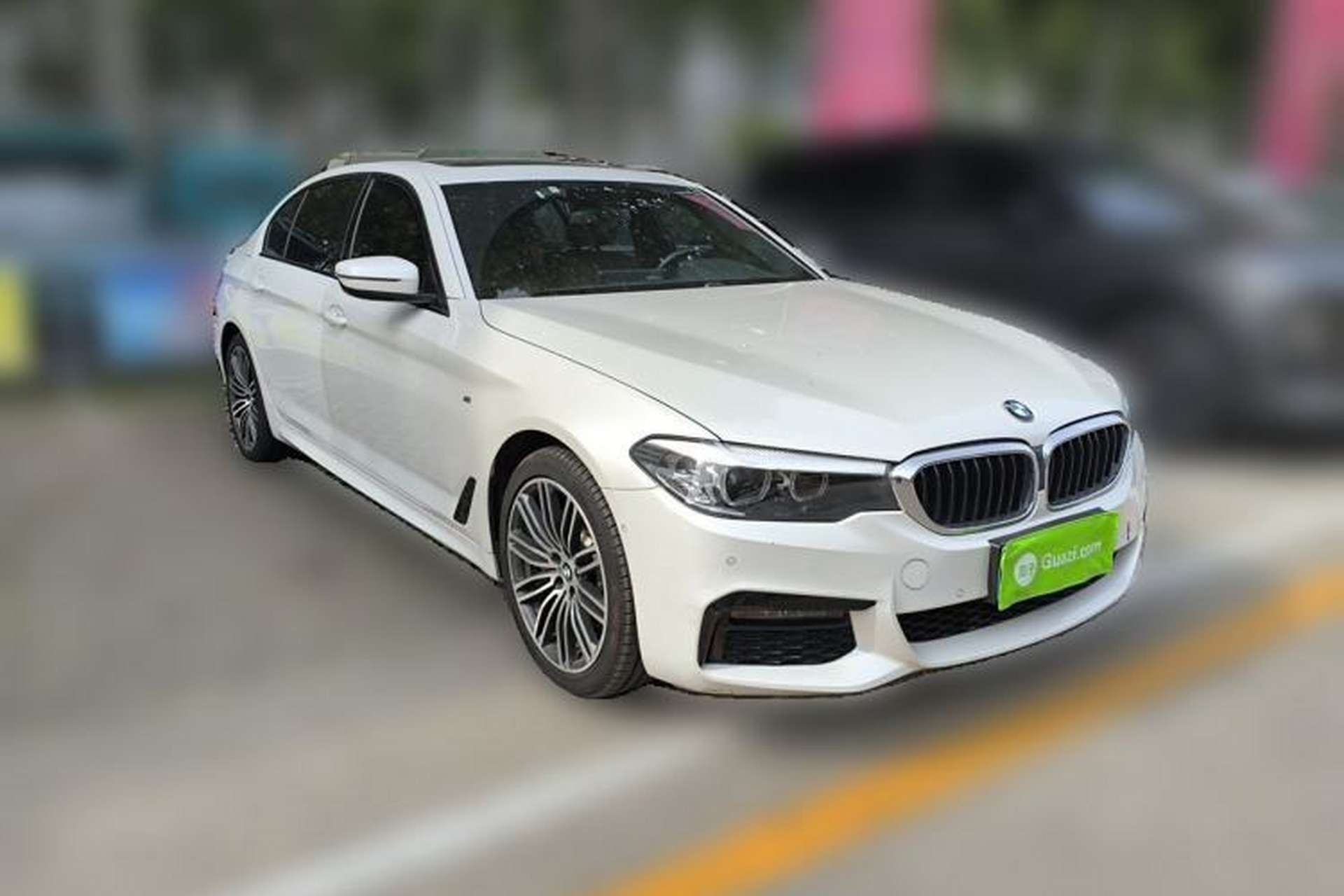 Used BMW 5 Series 2019 530Li Leading Model M Sport Package Front Right 45 Deg