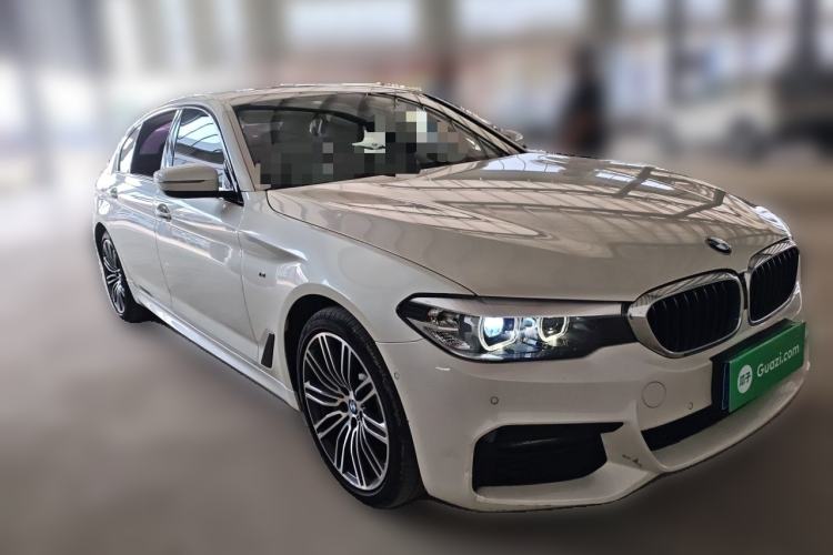 Used BMW 5 Series 2019 530Li Leading Model M Sport Package Front Right 45 Deg