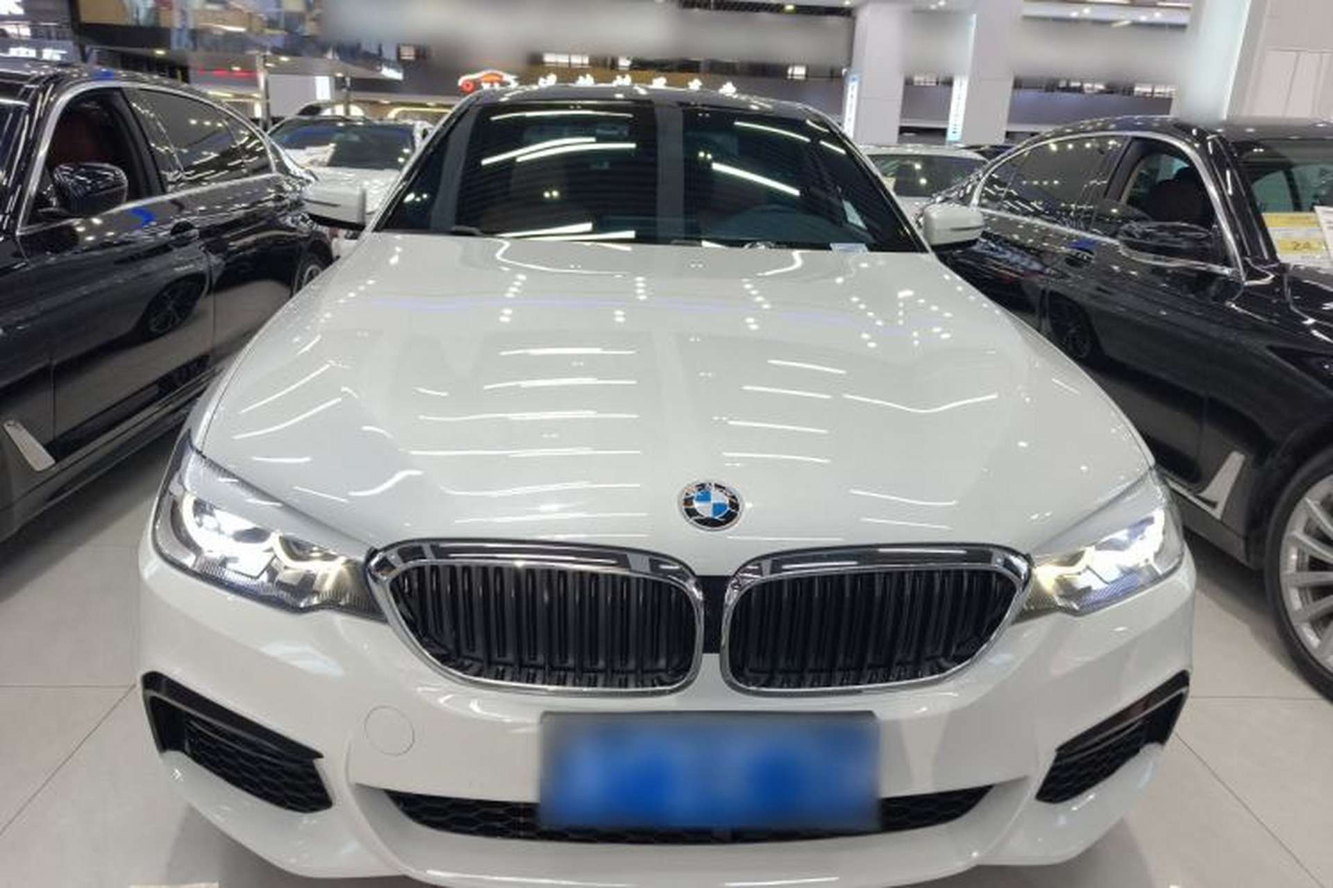 Used BMW 5 Series 2019 Facelifted 530Li Leading Edition M Sport Package Front