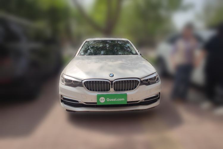 Used BMW 5 Series 2019 Facelifted 525Li Luxury Package Front