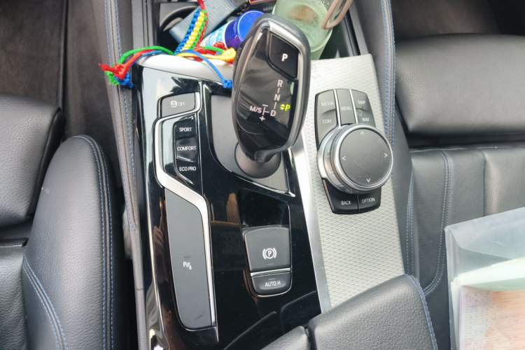 Used BMW 5 Series 2019 525i M Sport Package Gear Lever
