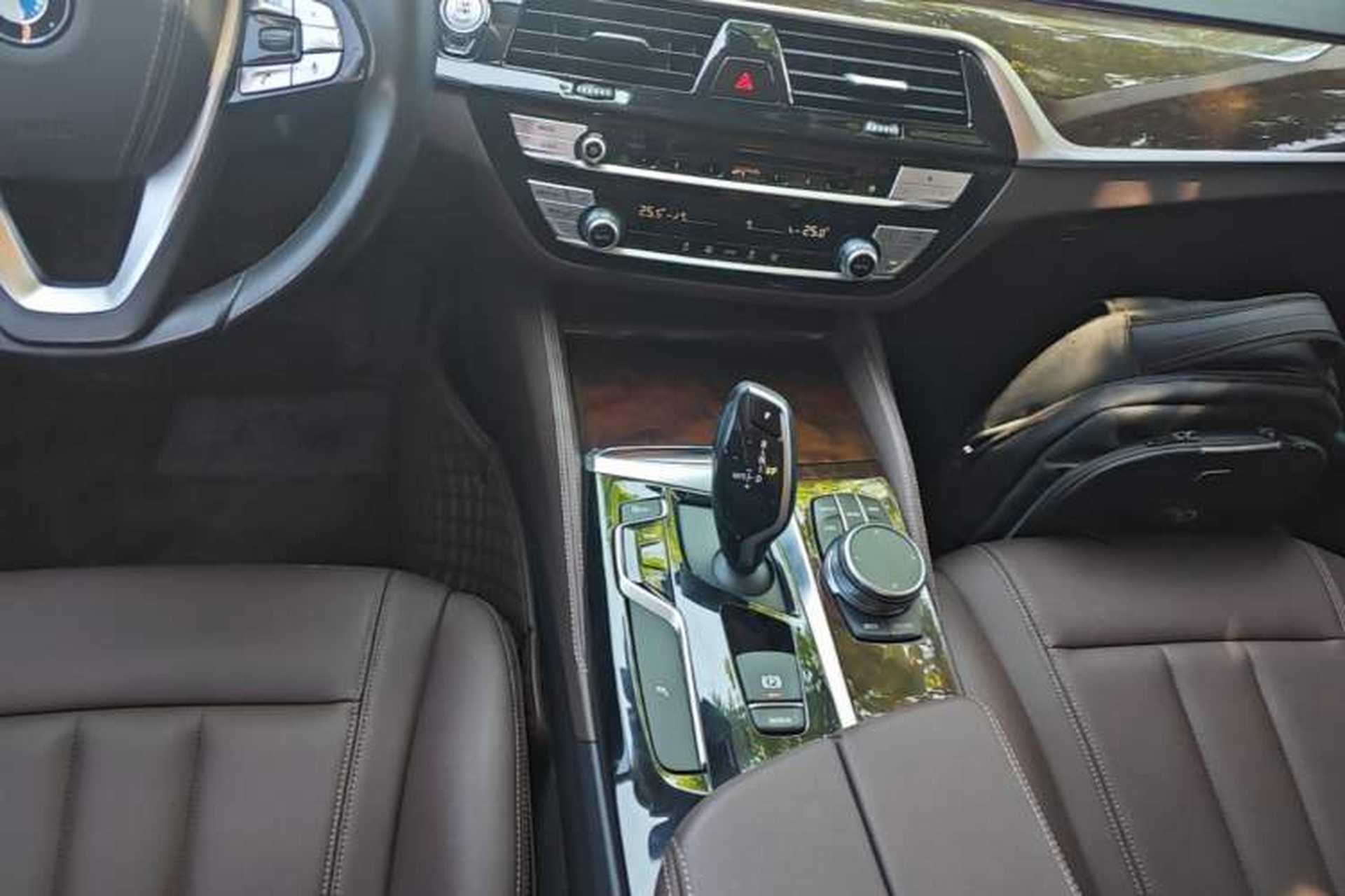 Used BMW 5 Series 2019 Facelifted 525Li Luxury Package Gear Lever