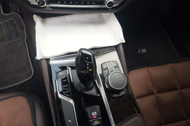 Used BMW 5 Series 2019 Restyled 525Li M Sport Package Gear Lever