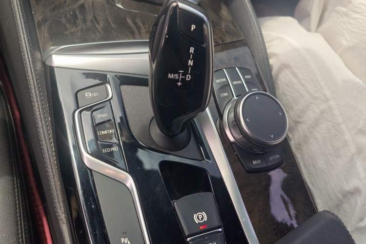 Used BMW 5 Series 2019 525Li M Sport Package Gear Lever