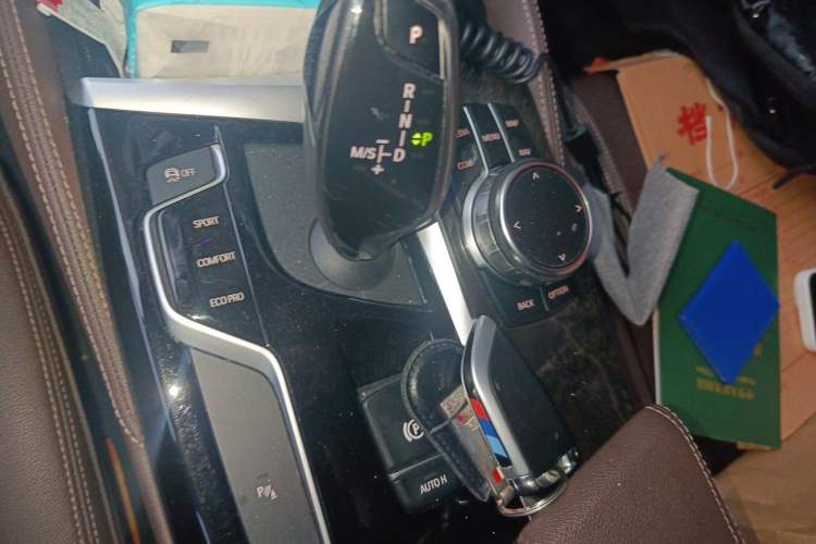 Used BMW 5 Series 2019 525Li M Sport Package Gear Lever