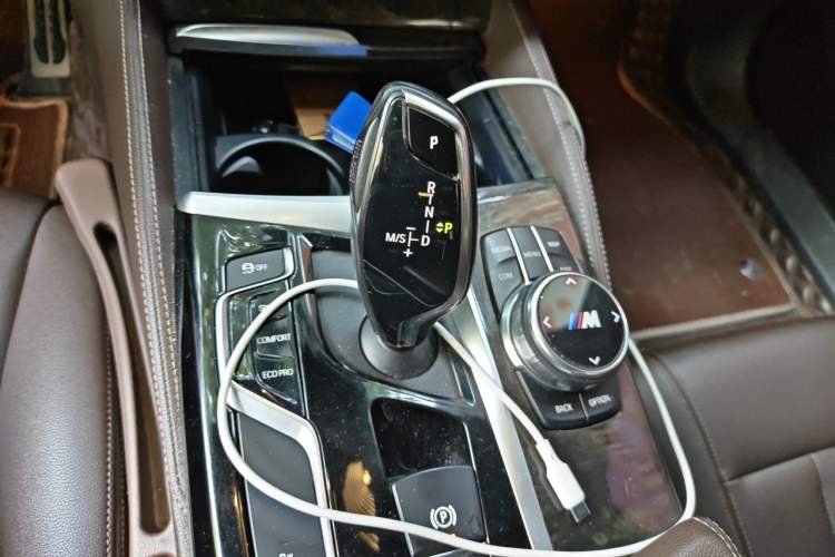 Used BMW 5 Series 2019 525Li M Sport Package Gear Lever
