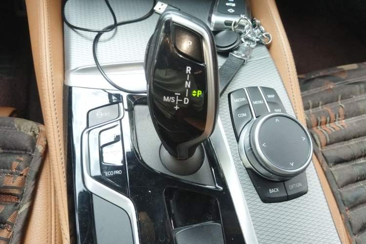 Used BMW 5 Series 2019 Restyled 525Li M Sport Package Gear Lever