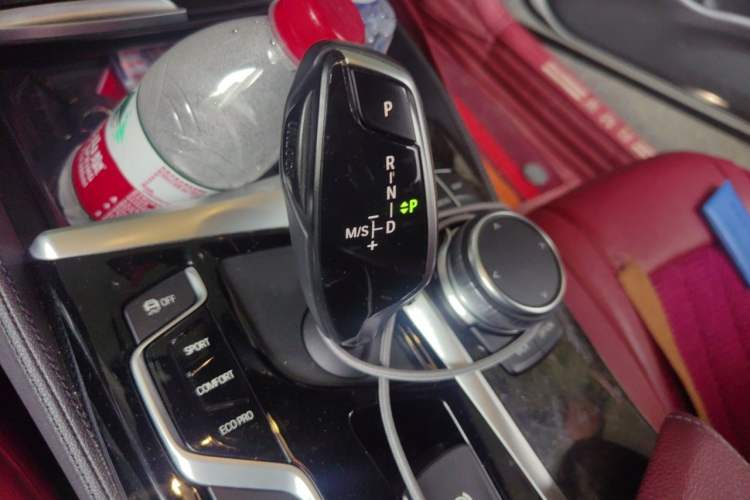 Used BMW 5 Series 2019 530Li Leading Model M Sport Package Gear Lever