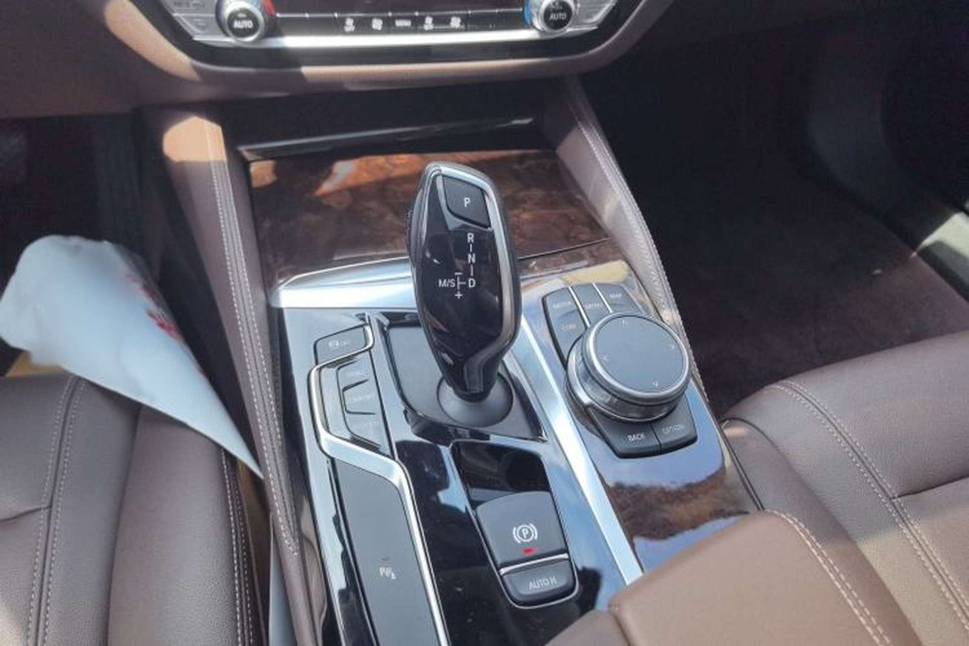 Used BMW 5 Series 2019 525Li Luxury Package Gear Lever