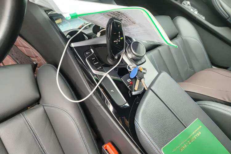 Used BMW 5 Series 2019 525i M Sport Package Gear Lever