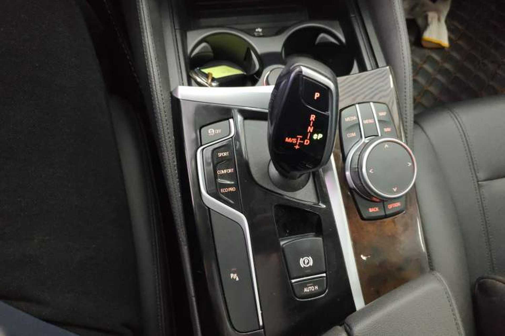 Used BMW 5 Series 2019 525Li Luxury Package Gear Lever