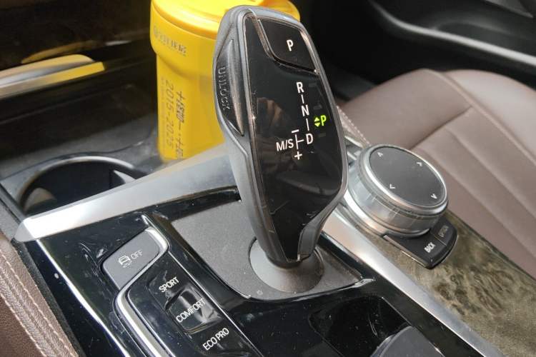 Used BMW 5 Series 2019 525Li M Sport Package Gear Lever