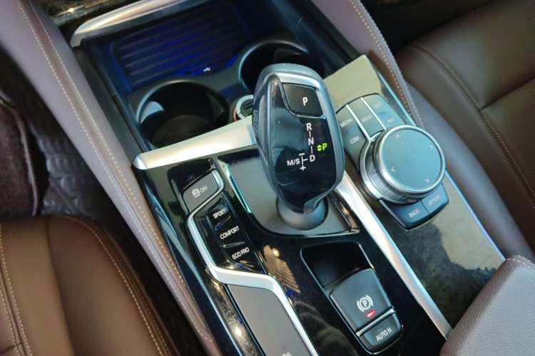 Used BMW 5 Series 2019 525Li M Sport Package Gear Lever