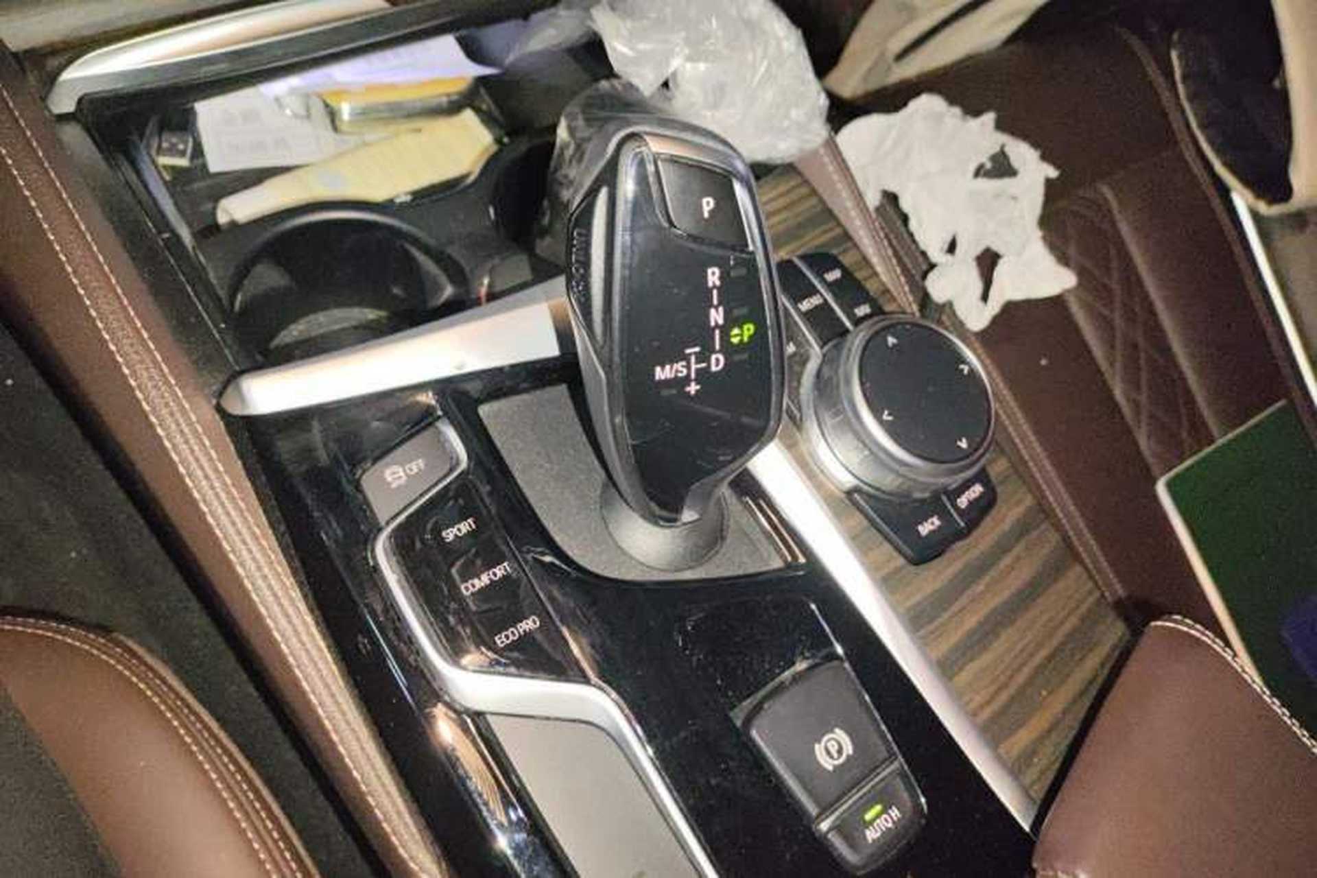 Used BMW 5 Series 2019 Facelifted 530Li Leading Edition Luxury Package Gear Lever
