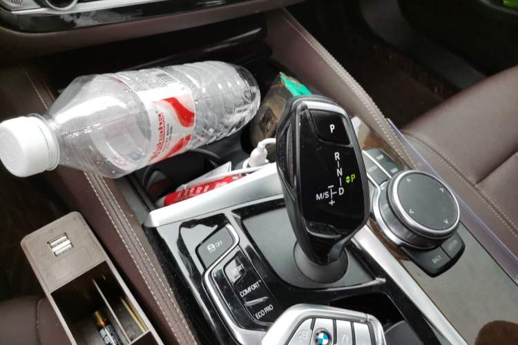 Used BMW 5 Series 2019 Facelifted 525Li Luxury Package Gear Lever