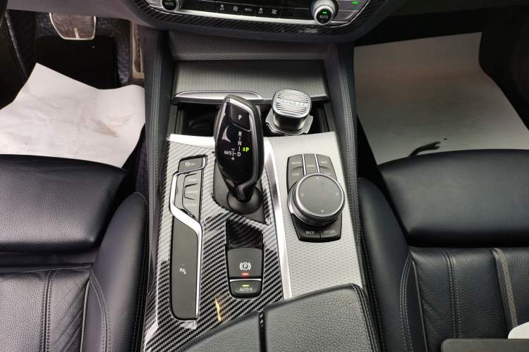 Used BMW 5 Series 2019 Restyled 525i M Sport Package Gear Lever