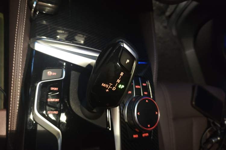 Used BMW 5 Series 2019 525Li M Sport Package Gear Lever