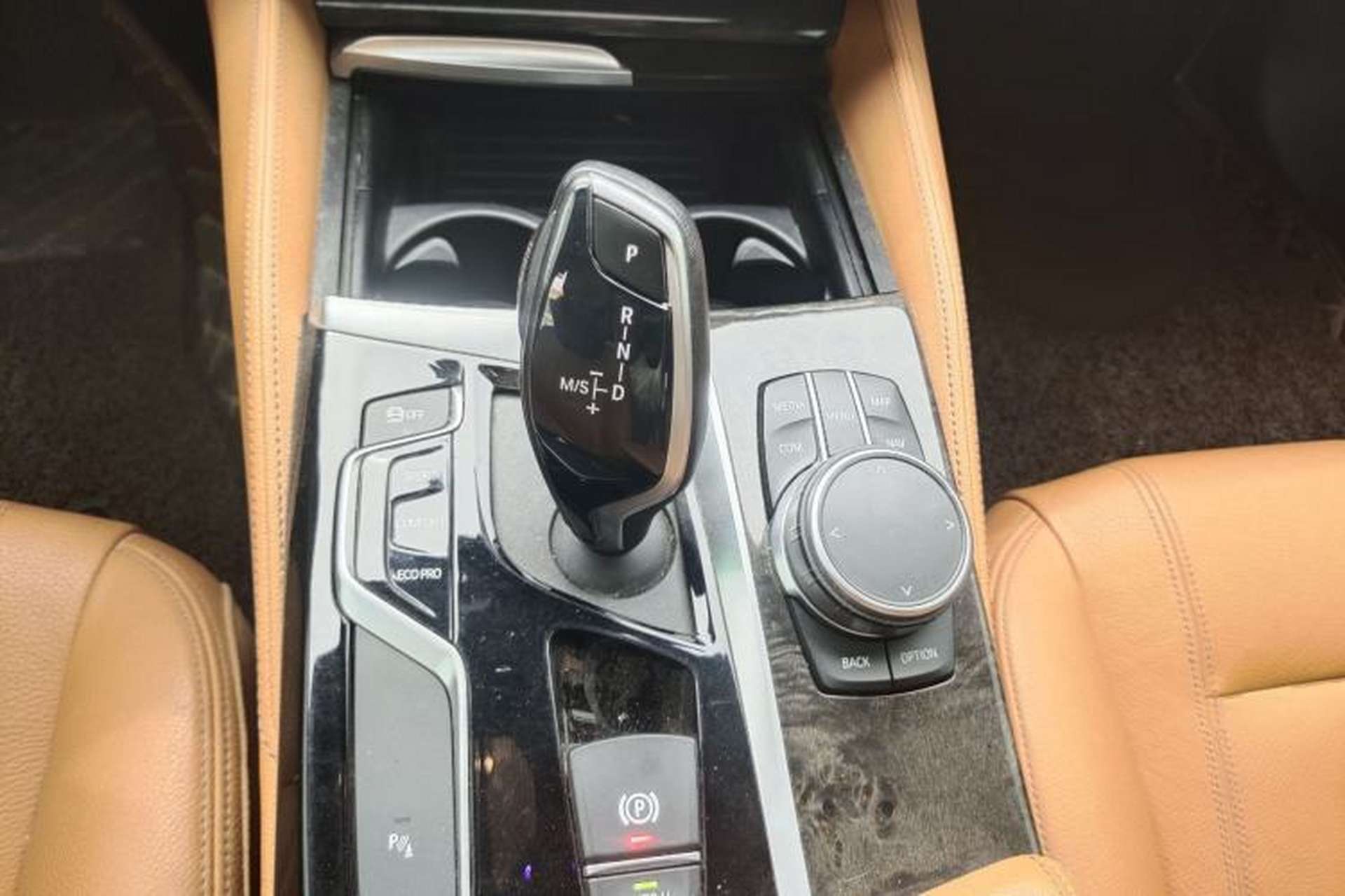 Used BMW 5 Series 2019 Facelifted 530Li Leading Edition M Sport Package Gear Lever