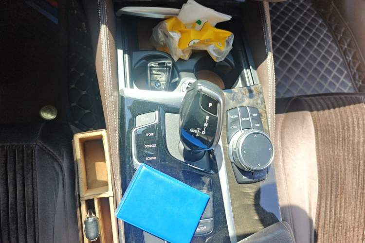 Used BMW 5 Series 2019 525Li M Sport Package Gear Lever