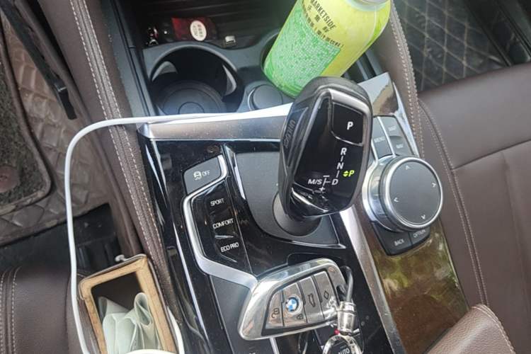 Used BMW 5 Series 2019 525Li Luxury Package Gear Lever
