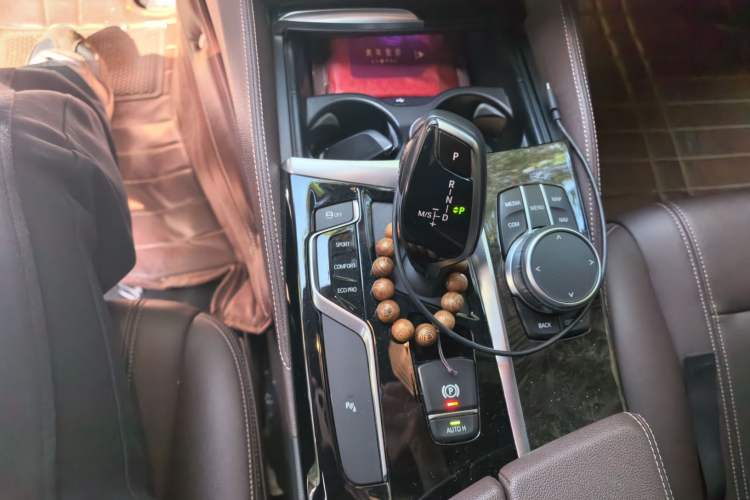 Used BMW 5 Series 2019 525Li M Sport Package Gear Lever