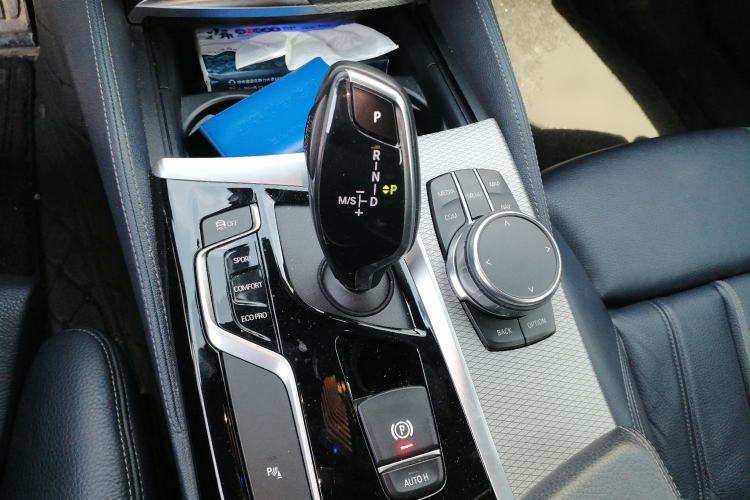 Used BMW 5 Series 2019 525i M Sport Package Gear Lever