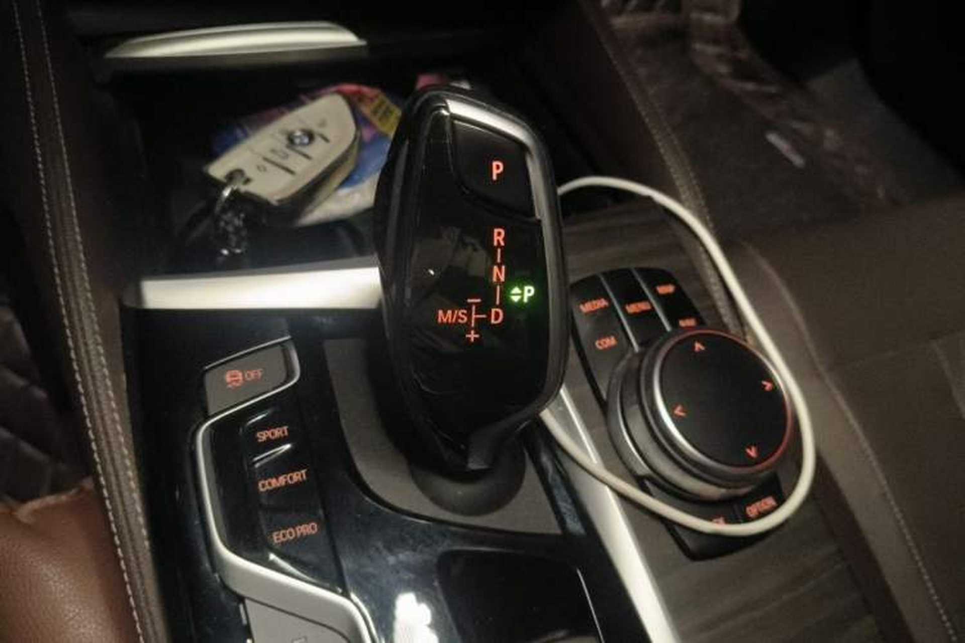 Used BMW 5 Series 2019 Facelifted 530Li Luxury Edition Premium Package Gear Lever