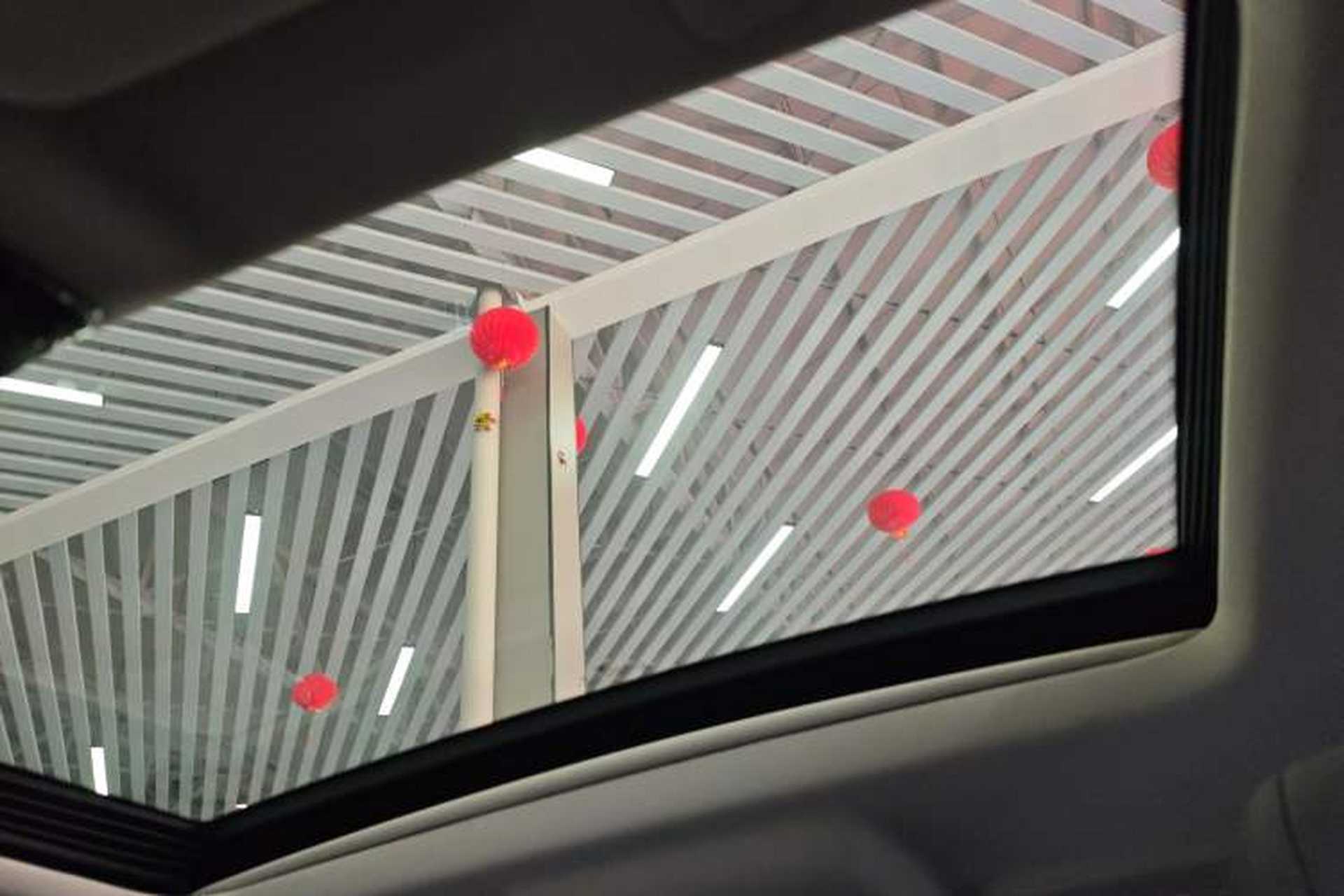 Used BMW 5 Series 2019 525Li Luxury Package Headliner