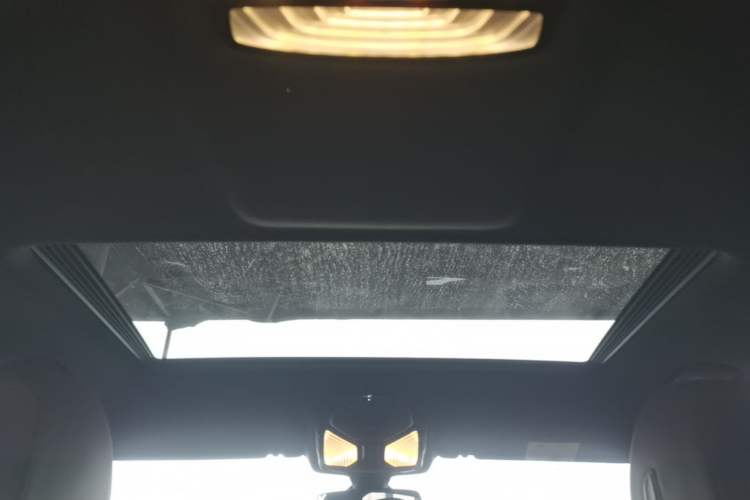 Used BMW 5 Series 2019 Restyled 525Li M Sport Package Headliner