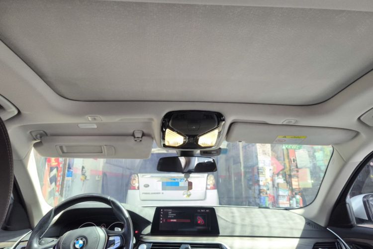 Used BMW 5 Series 2019 530Li Leading Model Luxury Package Headliner