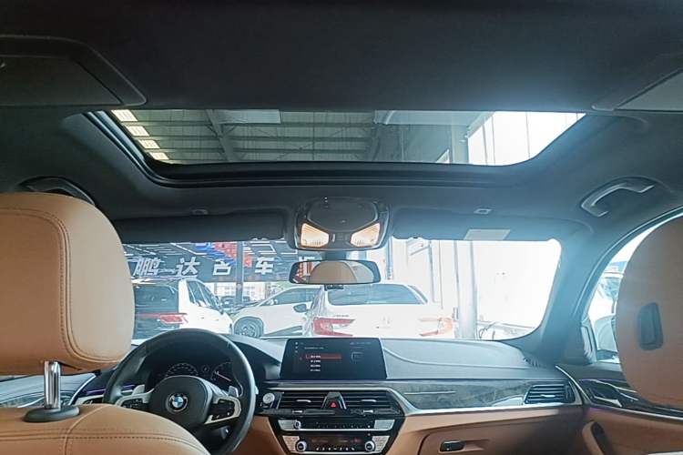 Used BMW 5 Series 2019 530Li Leading Model M Sport Package Headliner