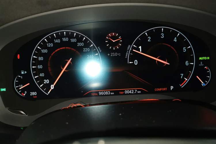 Used BMW 5 Series 2019 530Li Luxury Edition Premium Package Instrument Cluster